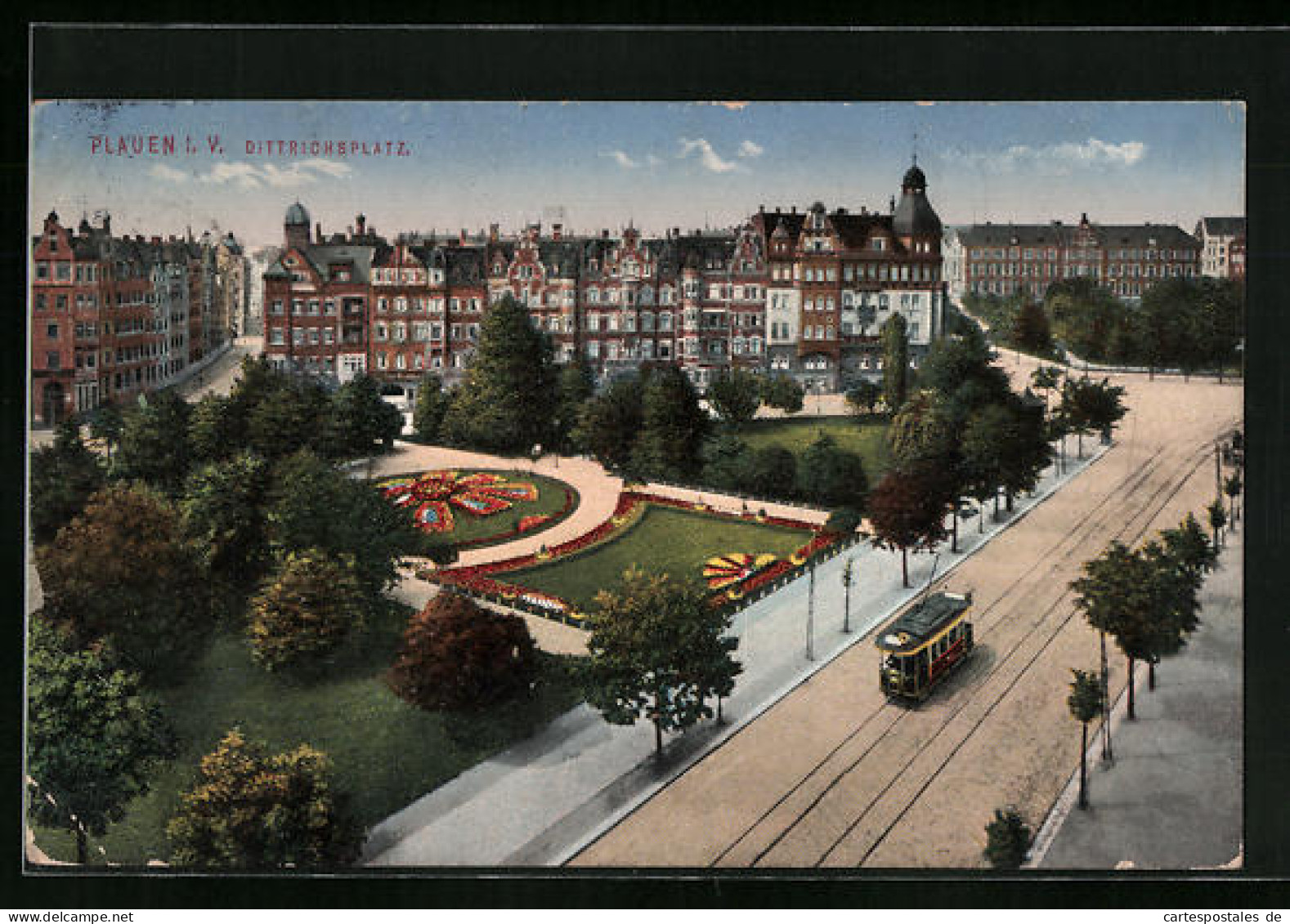 AK Plauen I. V., Dittrichsplatz Mit Strassenbahn  - Tramways