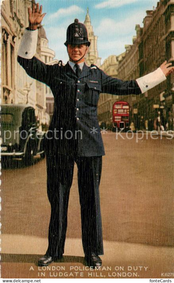 73685215 London A London Policeman On Duty In Ludgate Hill - Altri & Non Classificati