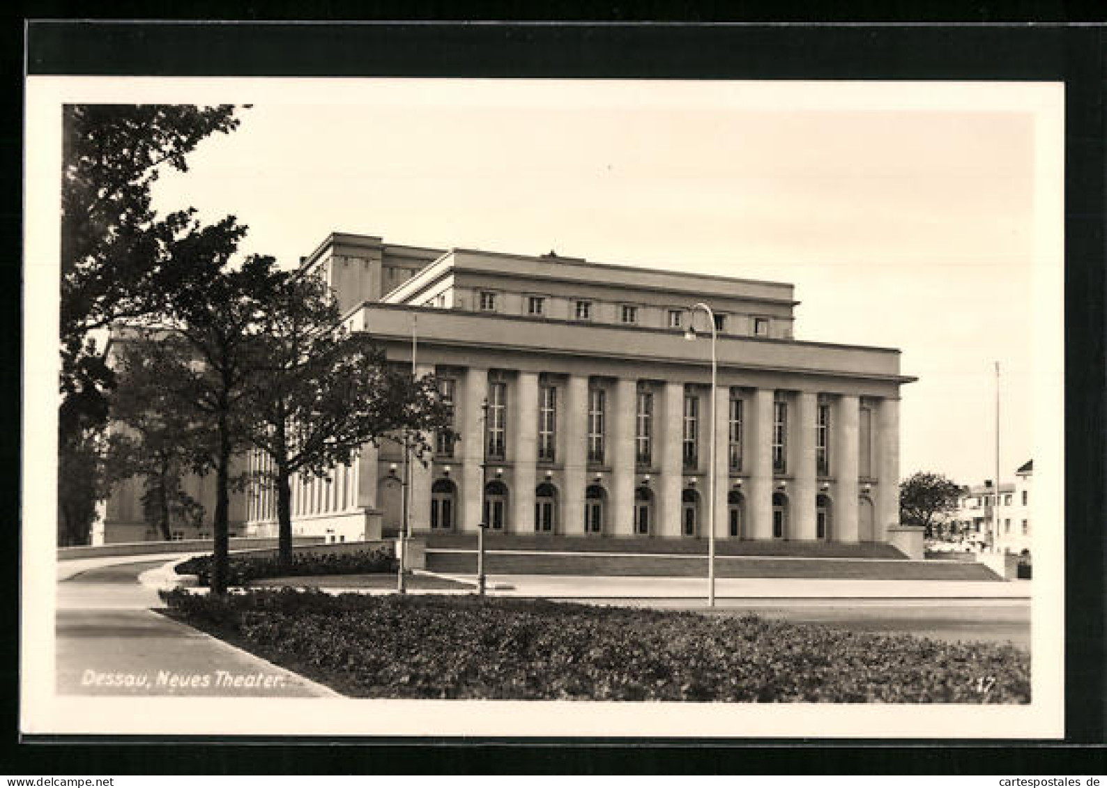 AK Dessau, Ansicht Des Neuen Theaters  - Théâtre