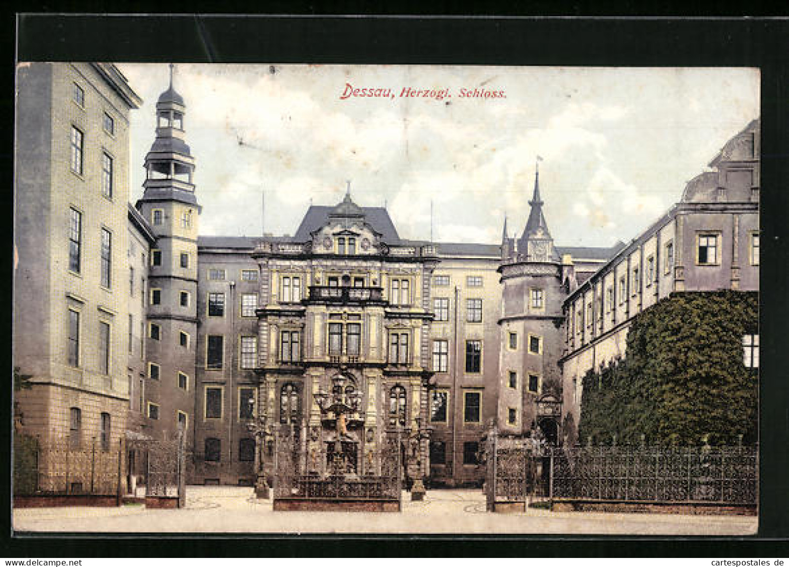 AK Dessau, Herzogl. Schloss Mit Innenhof  - Dessau