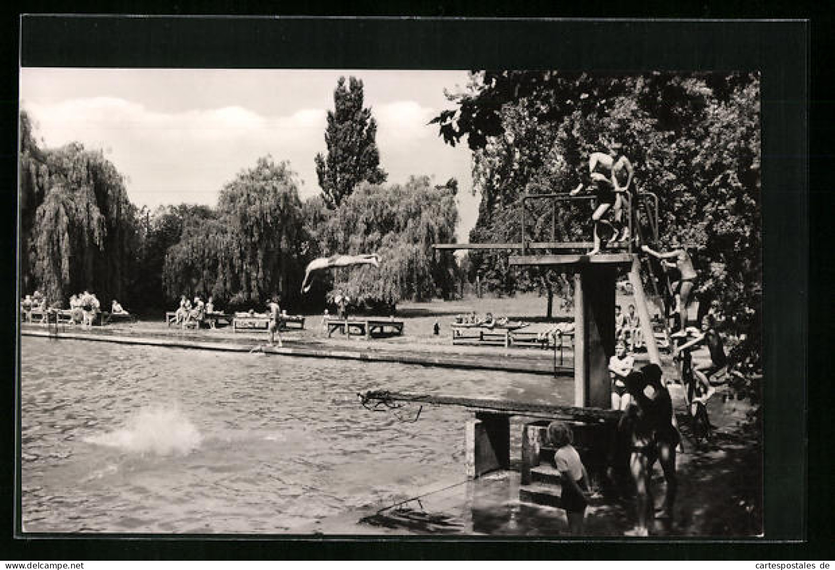 AK Lützen /Weissenfels, Schwimmbad Mit Sprungbrettern  - Weissenfels