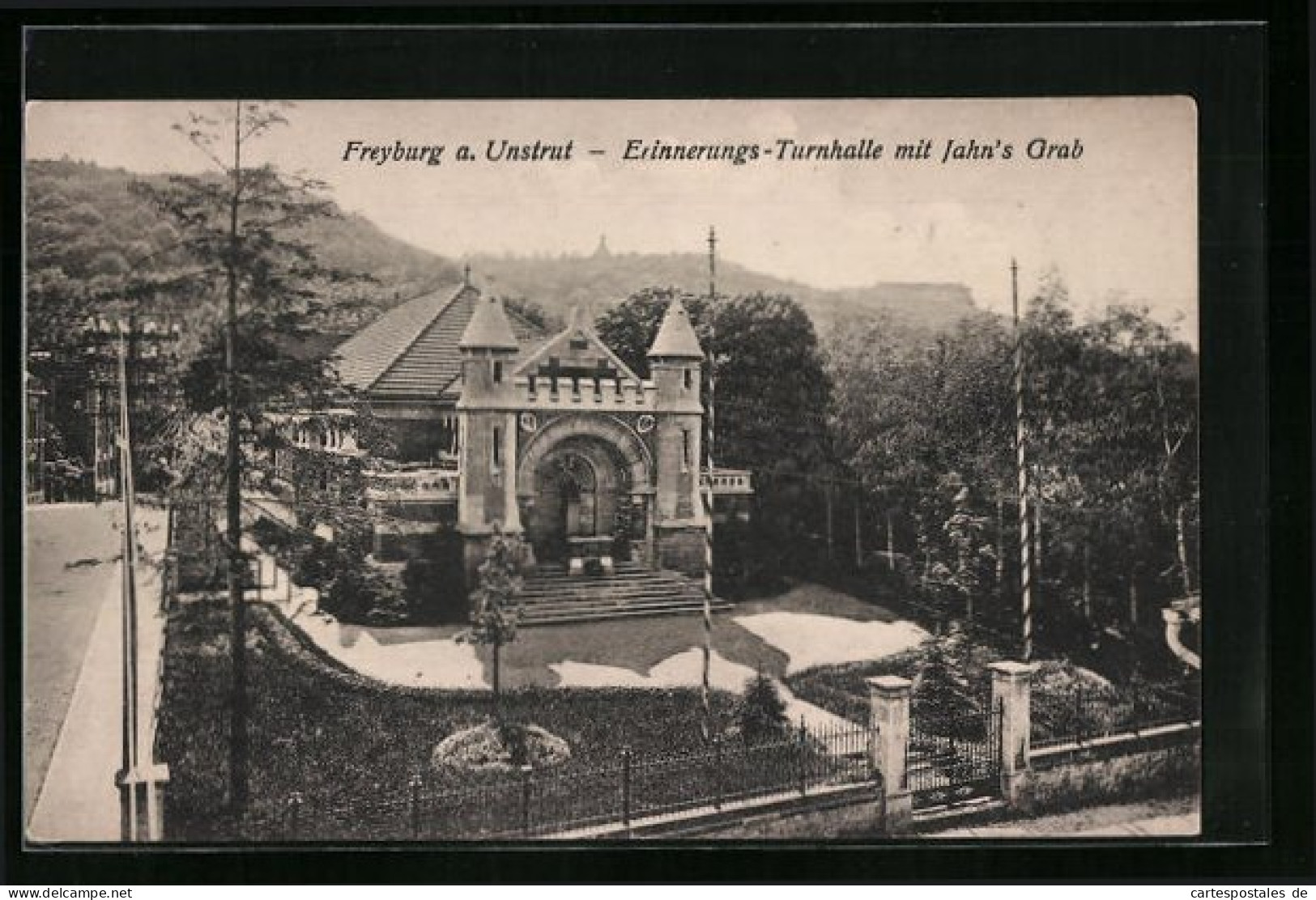 AK Freyburg A. U., Erinnerungs-Turnhalle Mit Jahns Grab  - Freyburg A. D. Unstrut