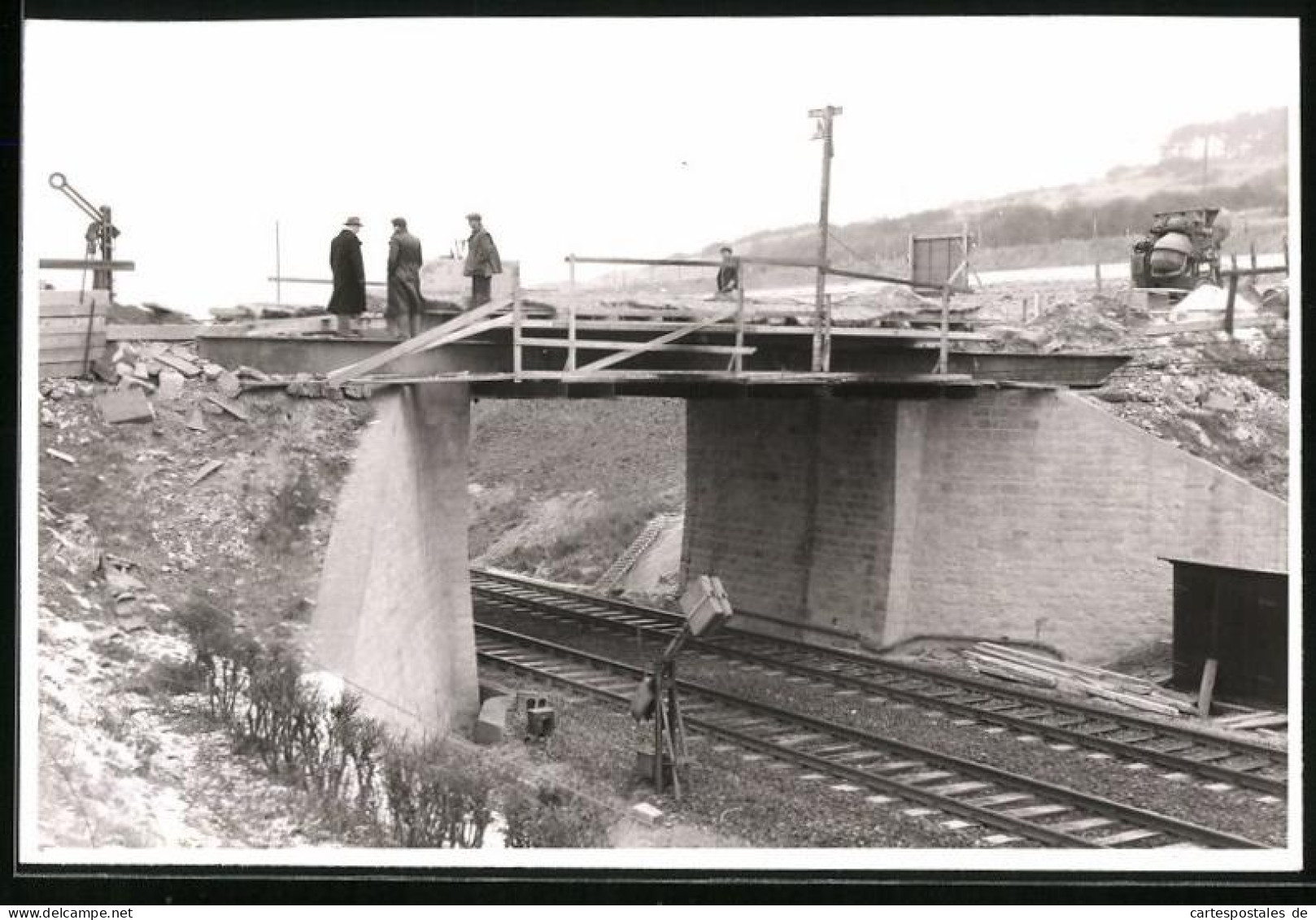 Fotografie Unbekannter Fotograf, Ansicht Göttingen, Eisenbahn-Unterführung Im Bau  - Lieux