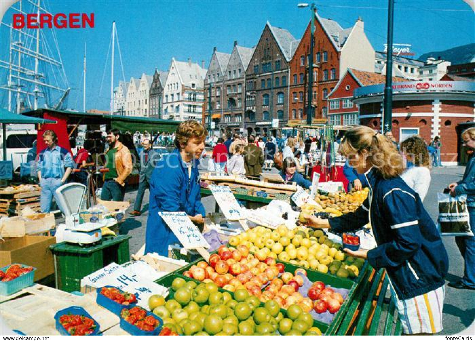 73591804 Bergen Norwegen Frukttorget Markt Bergen Norwegen - Norway