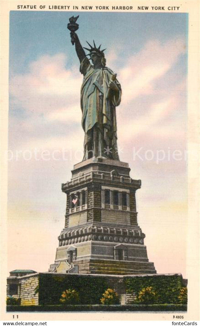 73588809 New_York_City Statue Of Liberty In New York Harbor - Andere & Zonder Classificatie