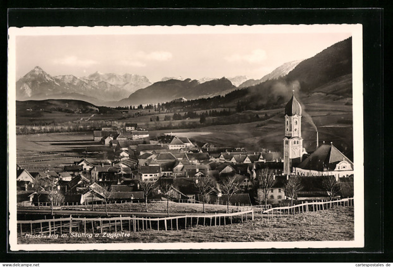 AK Nesselwang, Ortsansicht Mit Säuling Und Zugspitze  - Zugspitze