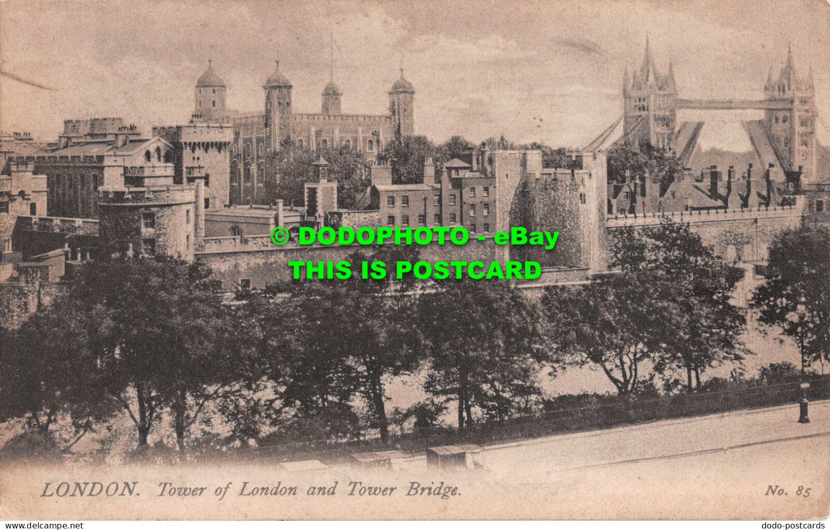 R545052 London. Tower Of London And Tower Bridge. No. 85 - Sonstige & Ohne Zuordnung