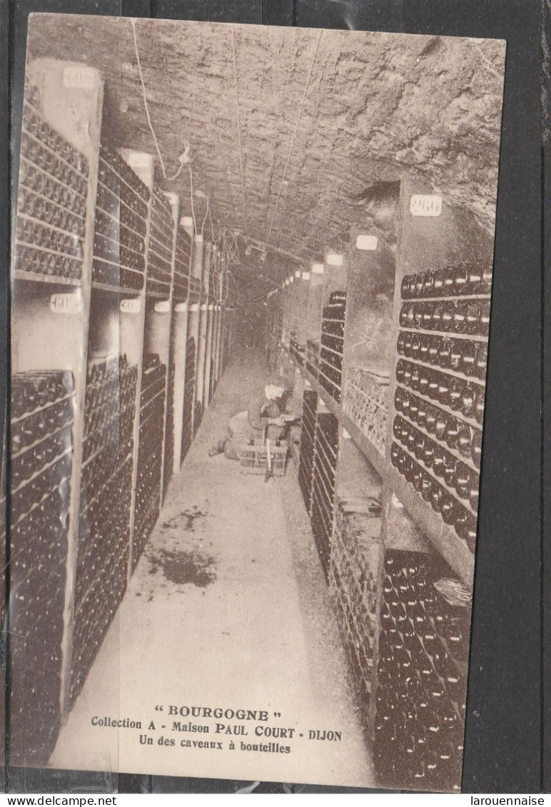 21 - DIJON - "Bourgogne" - Maison Paul Court - Un Des Caveaux à Bouteilles - Dijon