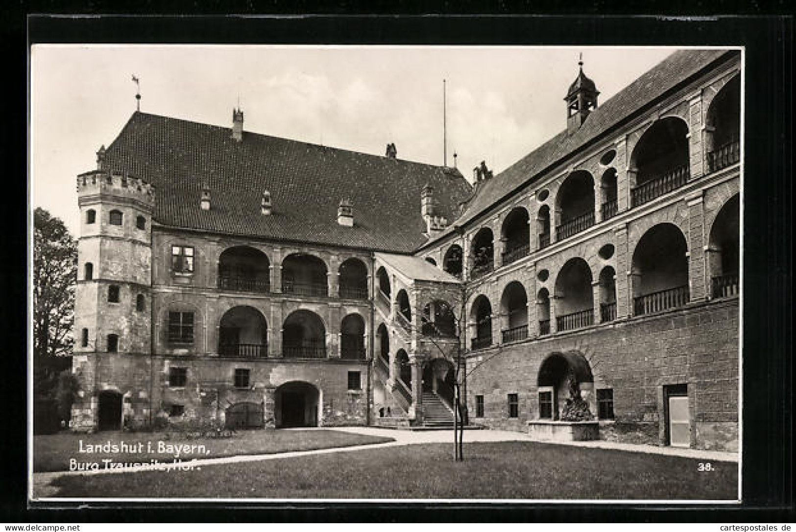 AK Landshut In Bayern, Hof Der Burg Trausnitz  - Landshut