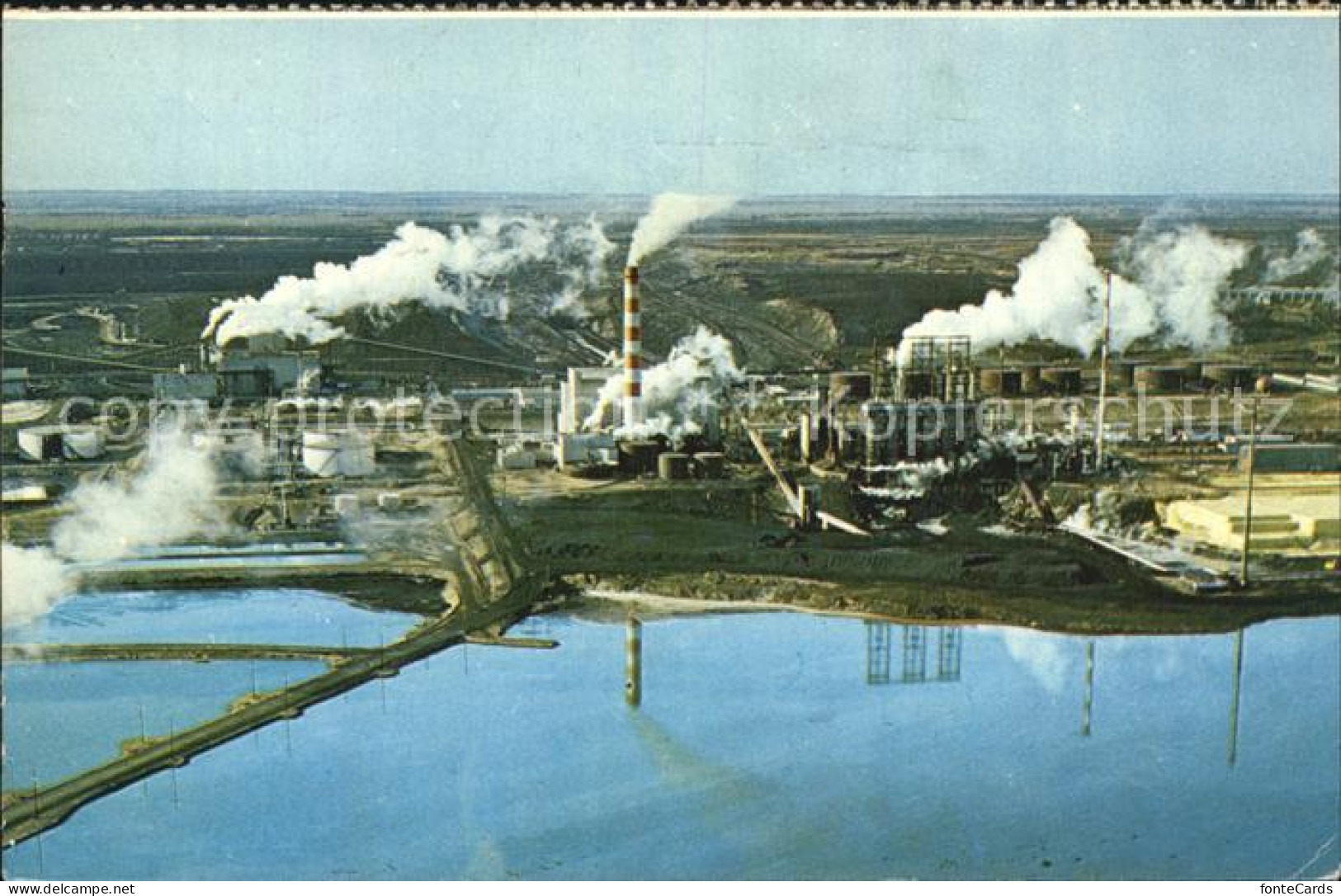 12445940 Fort McMurray Plant Site Tailings Pond Canadian Oil Sands LTD Fort McMu - Ohne Zuordnung