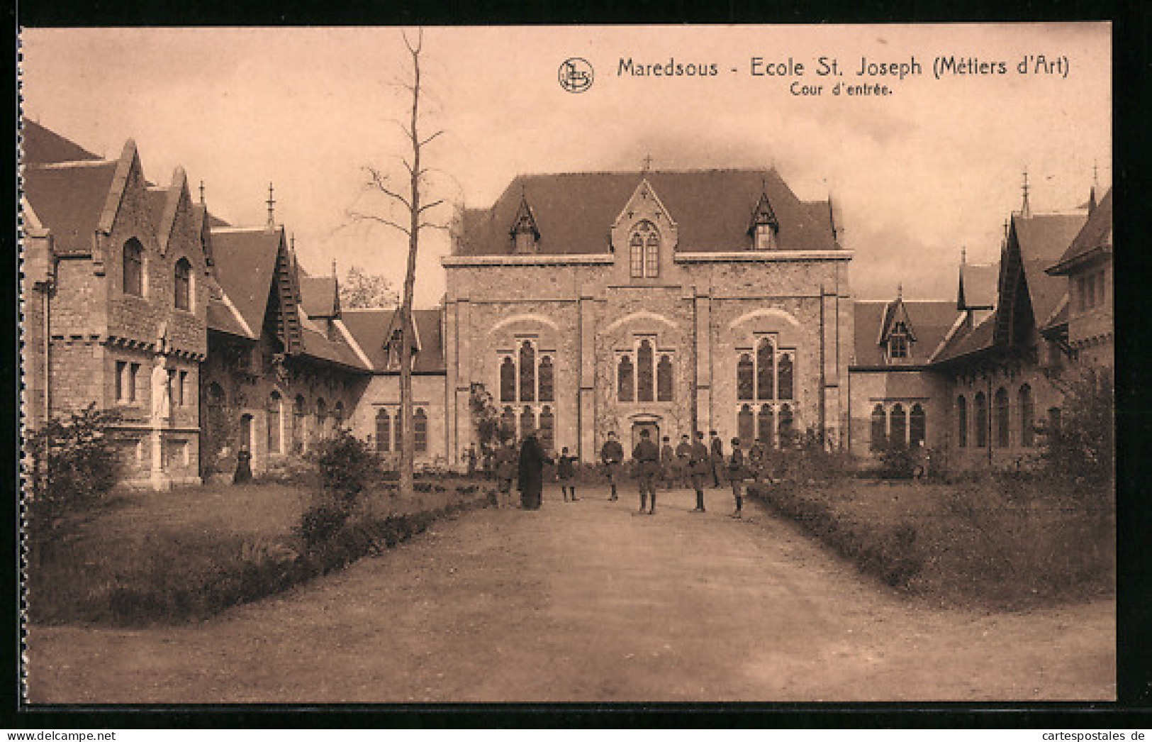 AK Maredsous, Ecole St. Joseph (Mètiers D`Art), Cour D`entrèe  - Andere & Zonder Classificatie