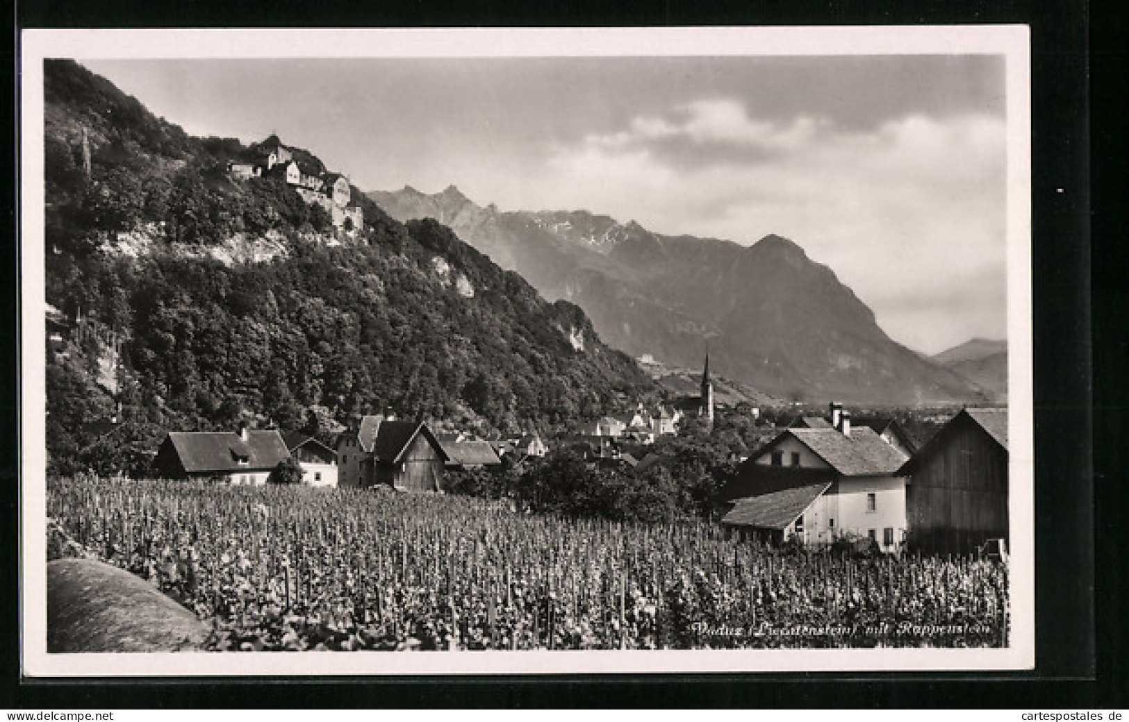 AK Vaduz, Ortsansicht Mit Rappenstein  - Liechtenstein