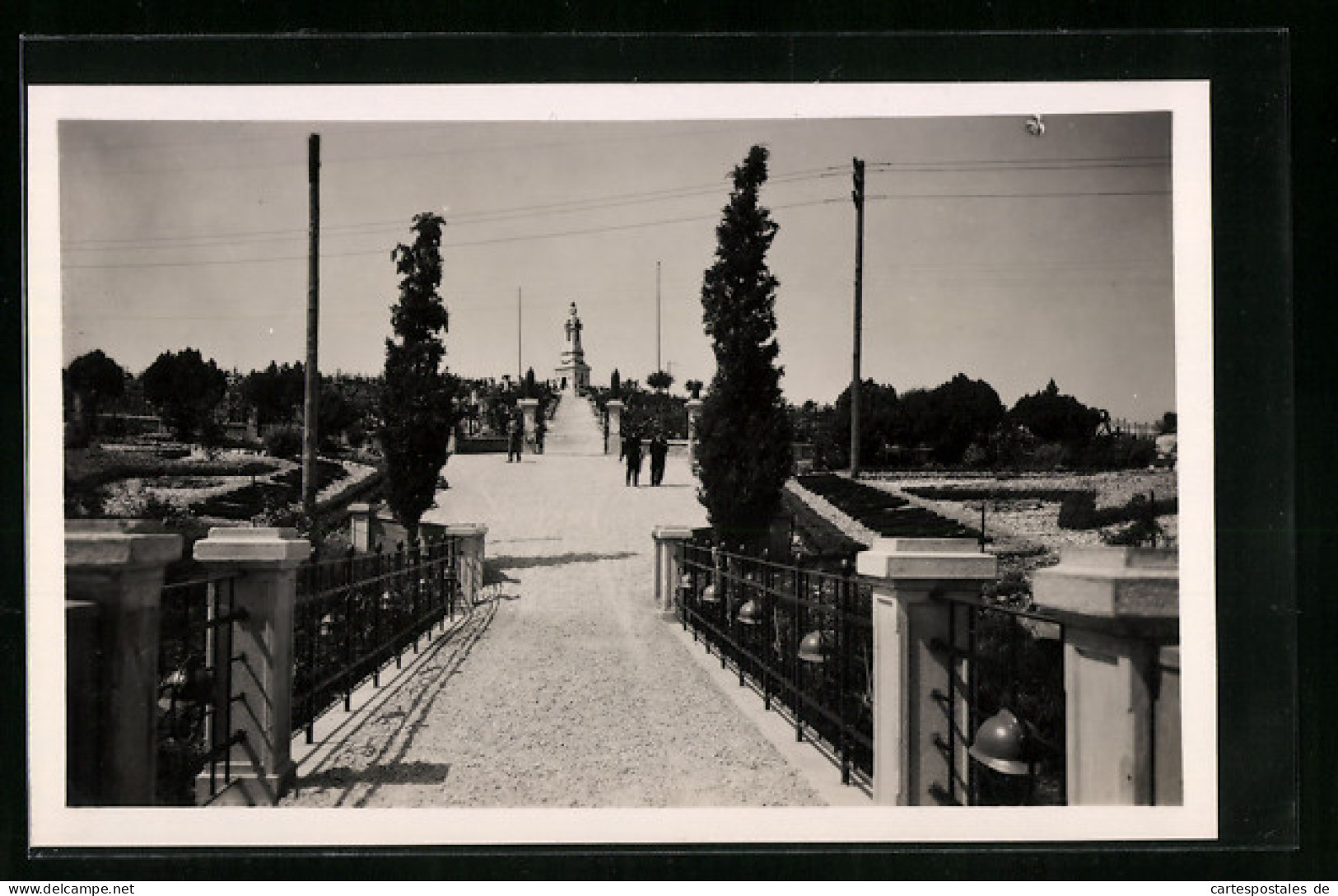 Cartolina Redipuglia, Cimitero Militare-L`ingresso  - Autres & Non Classés