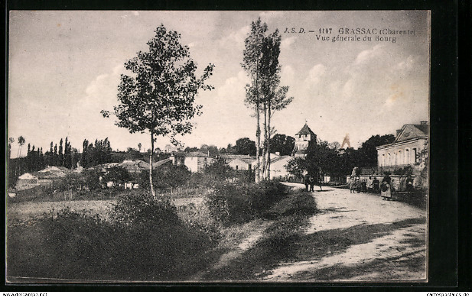 CPA Grassac, Vue Gènèrale Du Bourg  - Sonstige & Ohne Zuordnung