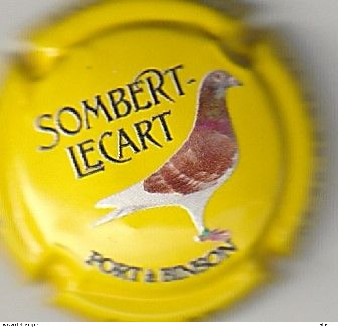 Capsule Champagne SOMBERT_LECART { NR : Pigeon , Fond Jaune } {S18-24} - Sonstige & Ohne Zuordnung