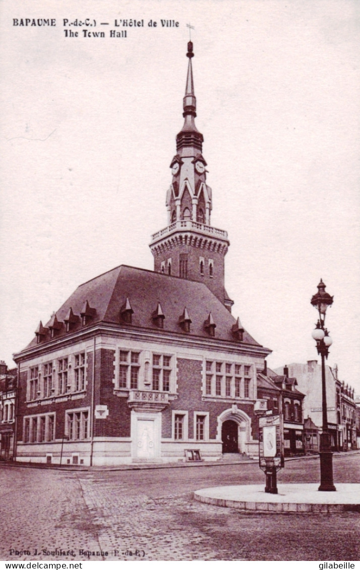 62 - Pas De Calais - BAPAUME - L'hotel De Ville - Bapaume