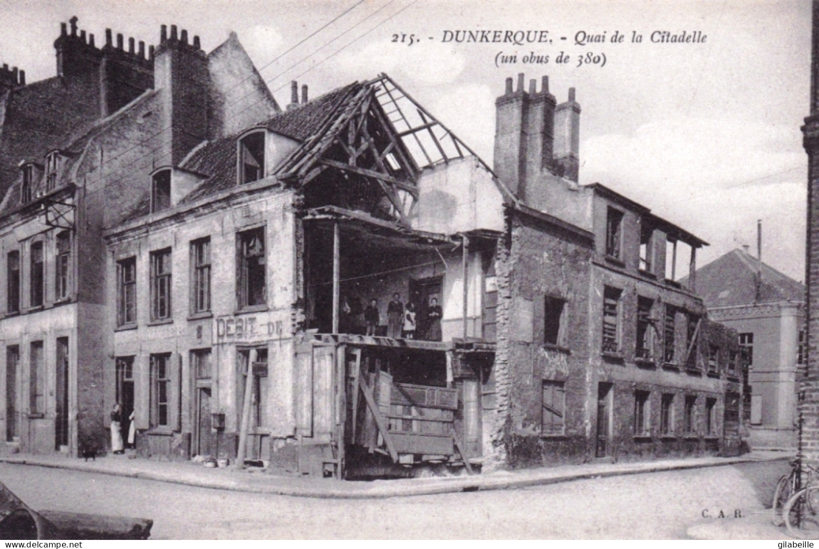59 - DUNKERQUE -  Quai De La Citadelle ( Un Obus De 380 ) Guerre 1914 - Dunkerque