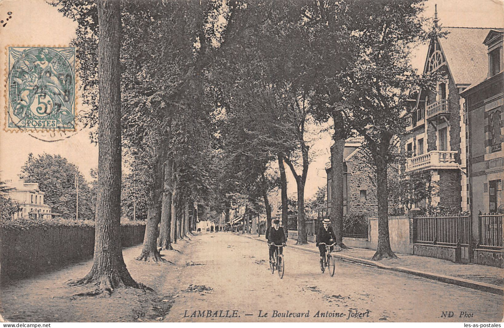 22 LAMBALLE LE BOULEVARD ANTOINE JOUBERT - Lamballe