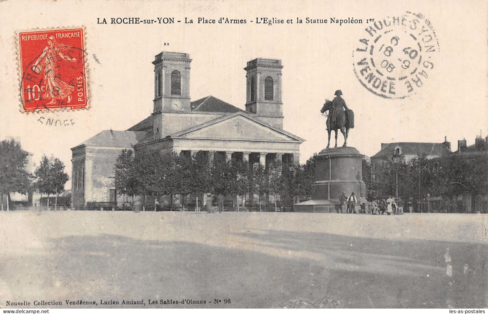 85 LA ROCHE SUR YON LA PLACE D ARMES - La Roche Sur Yon