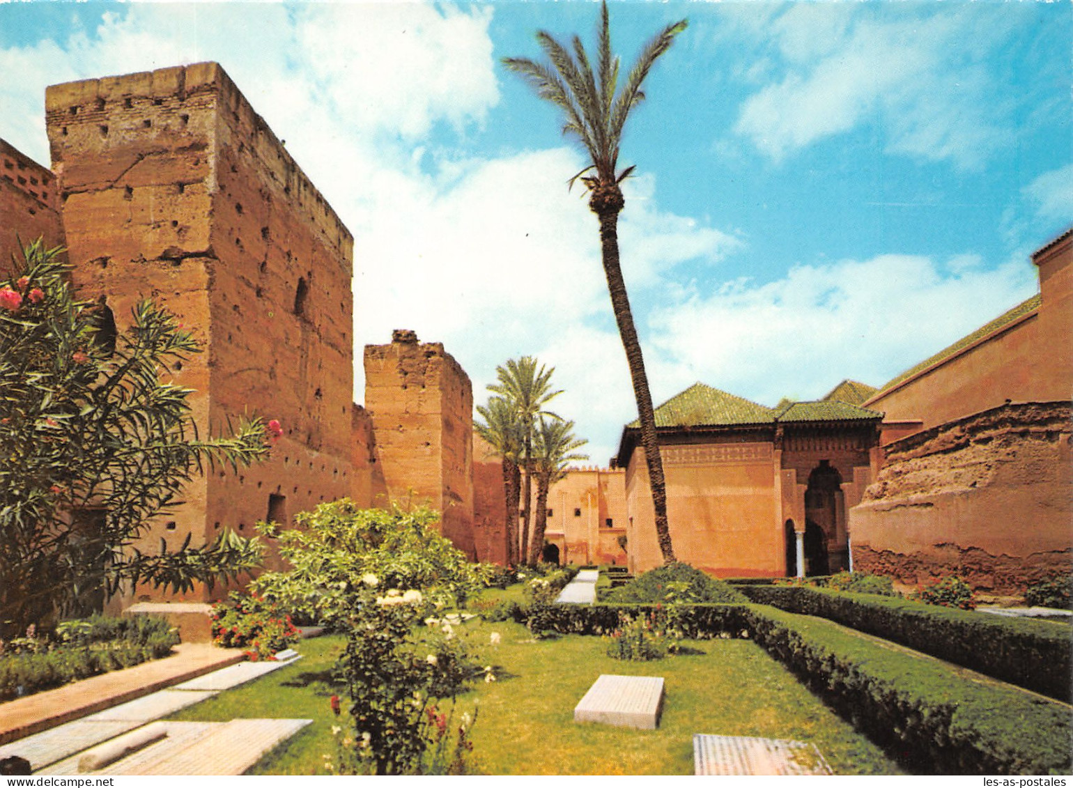 MAROC MARRAKECH LES TOMBEAUX - Marrakech