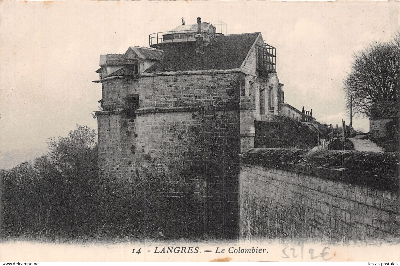 52 LANGRES LE COLOMBIER - Langres