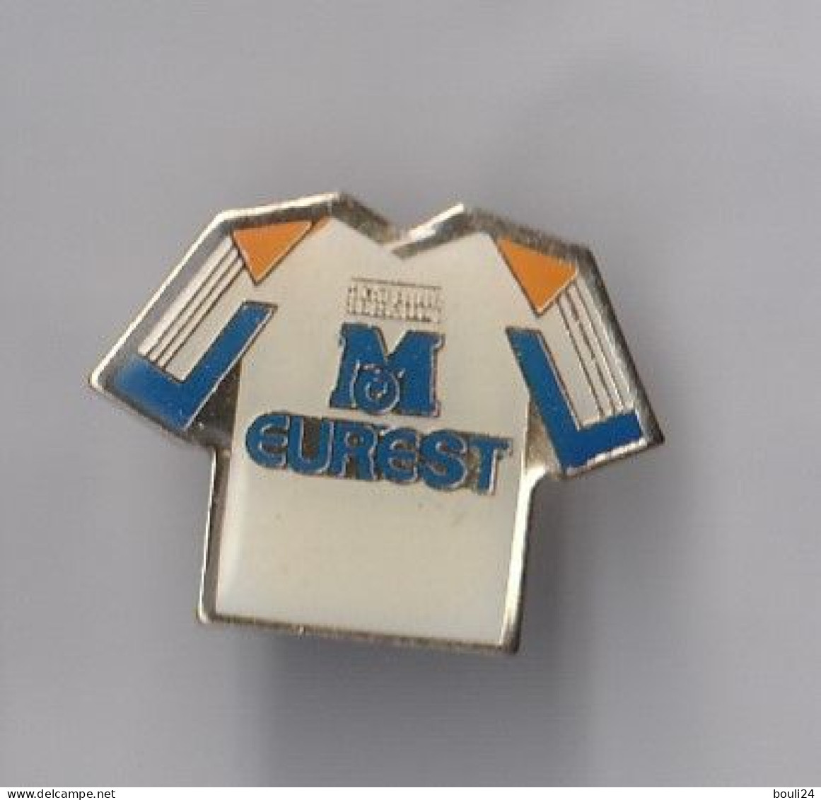 PIN' S THEME   SPORT FOOTBALL MONTPELLIER HERAULT MAILLOT  EUREST - Voetbal