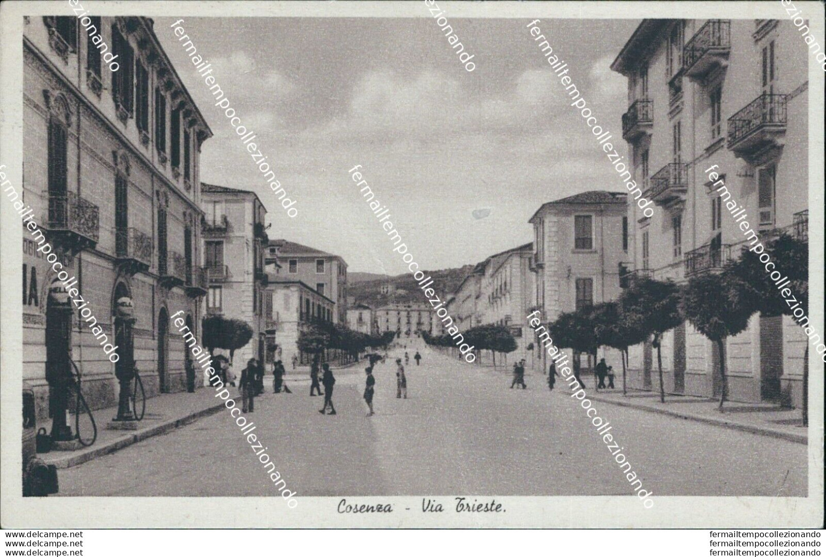 Bg474 Cartolina Cosenza Citta' Via Trieste - Cosenza