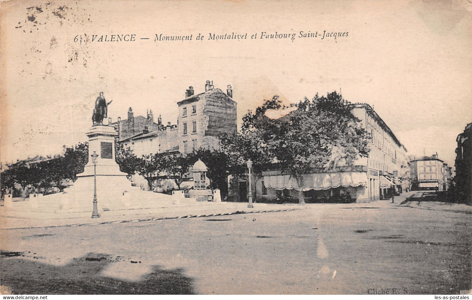 26 VALENCE MONUMENT DE MONTALIVET - Valence