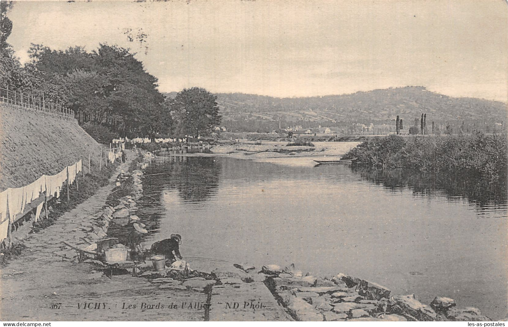 3 VICHY LES BORDS DE L ALLIER - Vichy