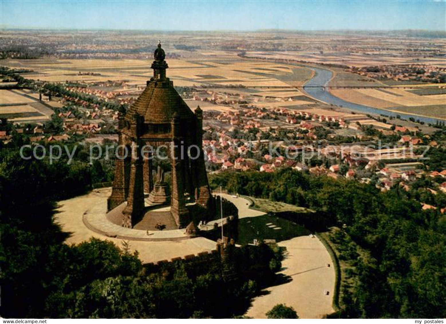 73742024 Porta Westfalica Kaiser Wilhelm Denkmal Auf Dem Wittekindberg Fliegerau - Porta Westfalica