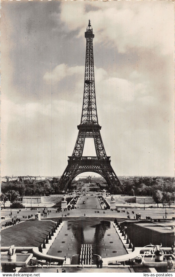 75 PARIS LA TOUR EIFFEL - Eiffelturm