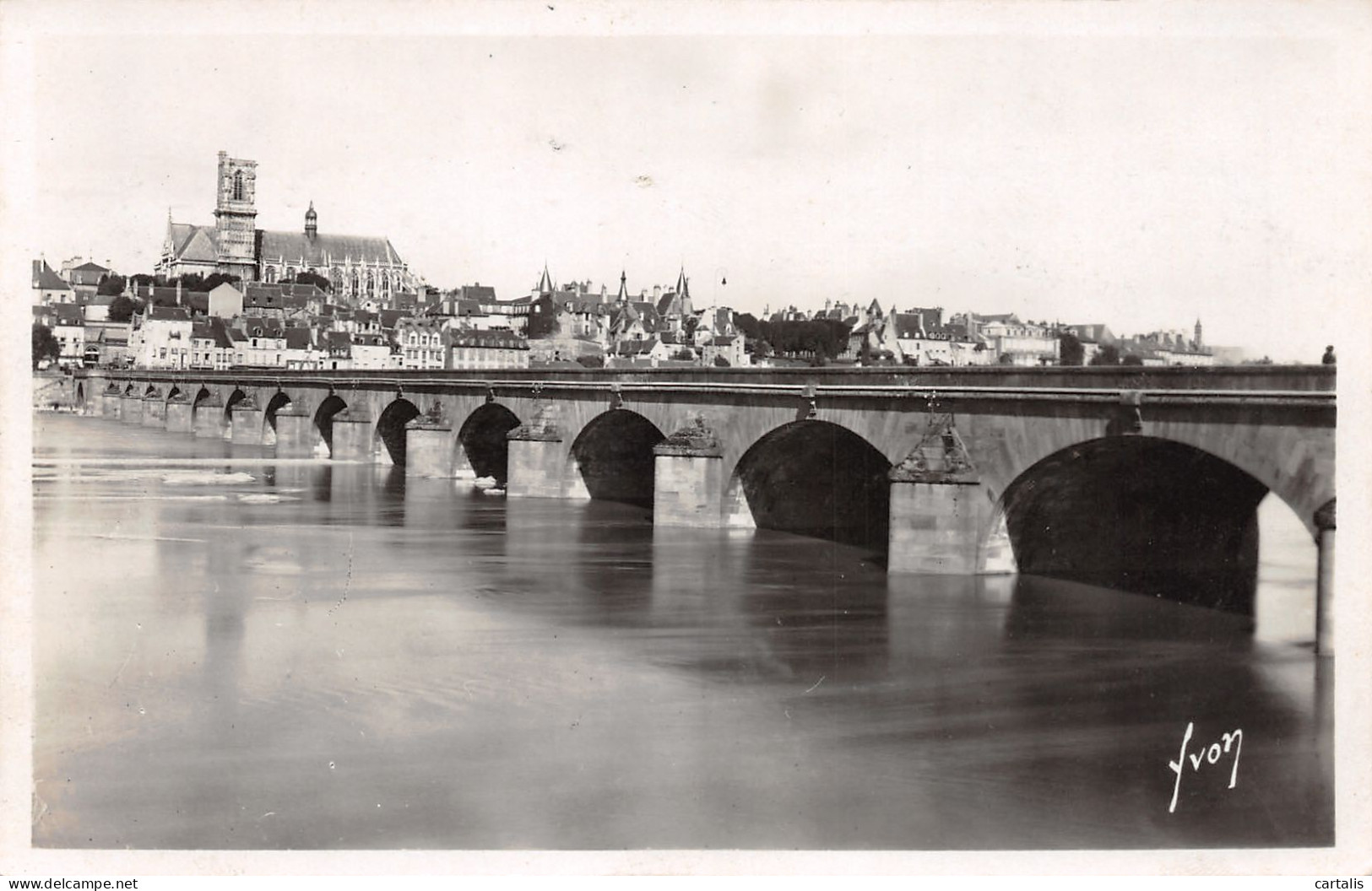 58-NEVERS-N°3788-B/0055 - Nevers