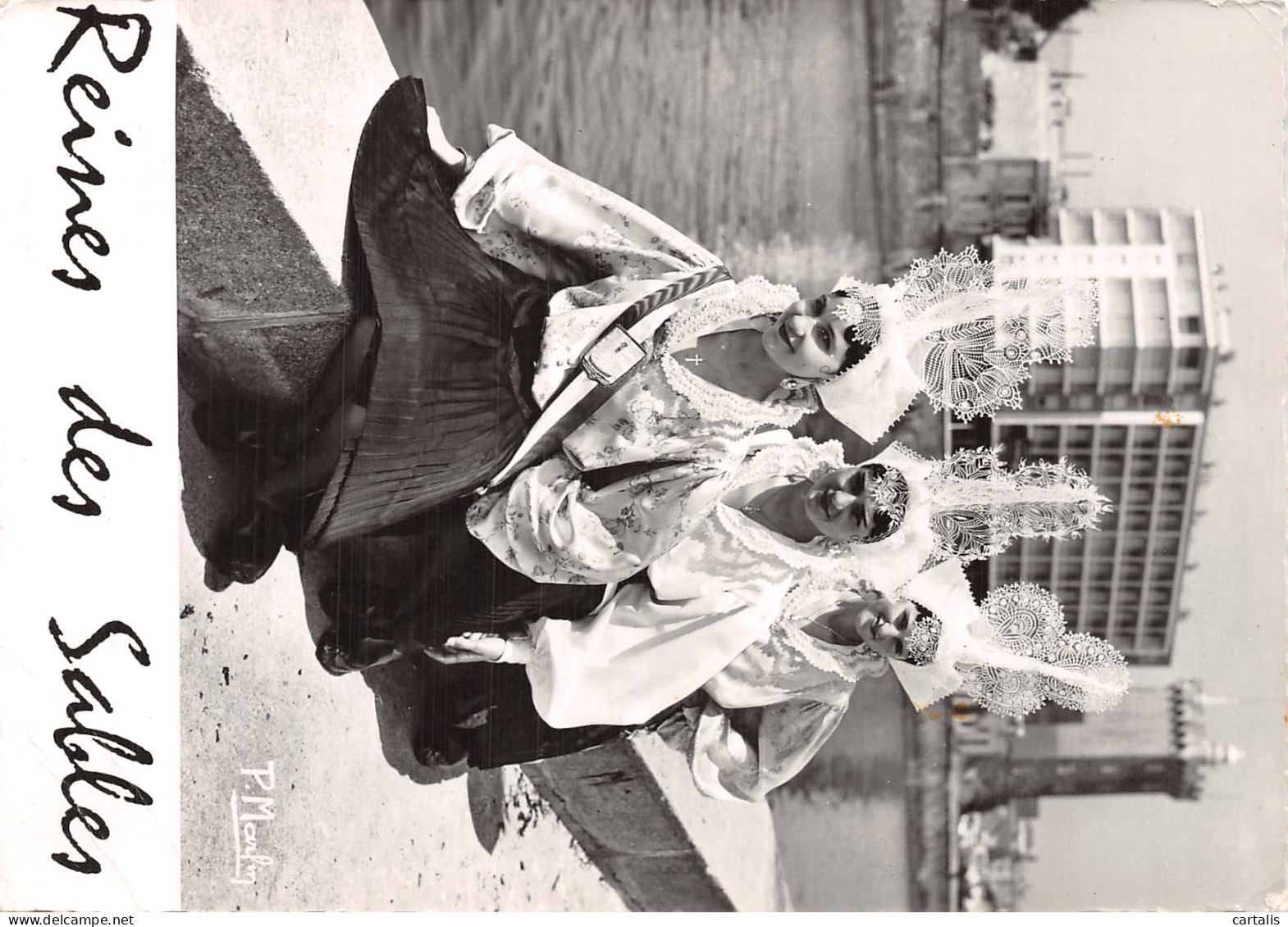 85-LES SABLES D OLONNE FOLKLORE COSTUMES-N° 4424-C/0081 - Sables D'Olonne