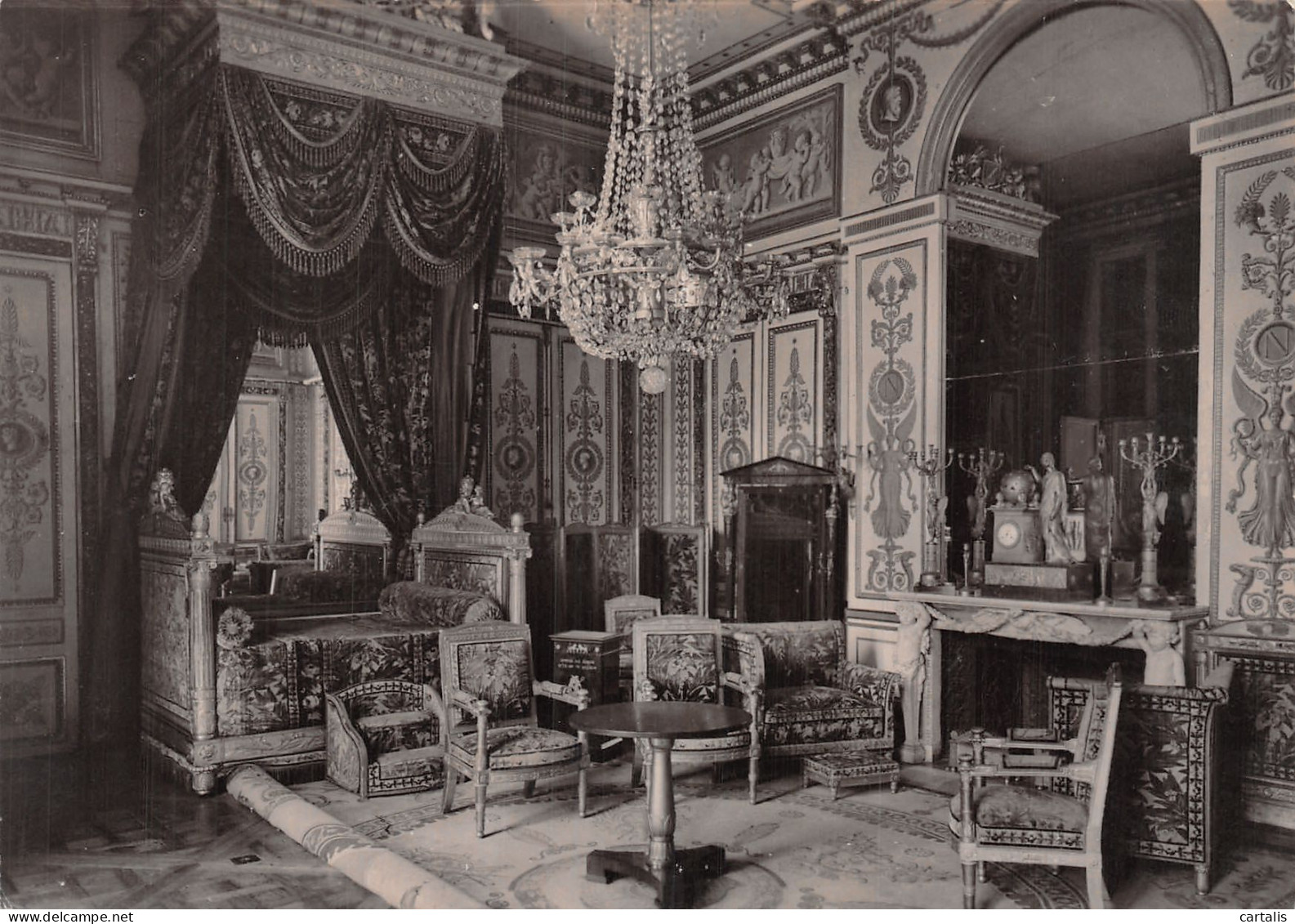 77-FONTAINEBLEAU LE CHATEAU-N° 4424-C/0047 - Fontainebleau