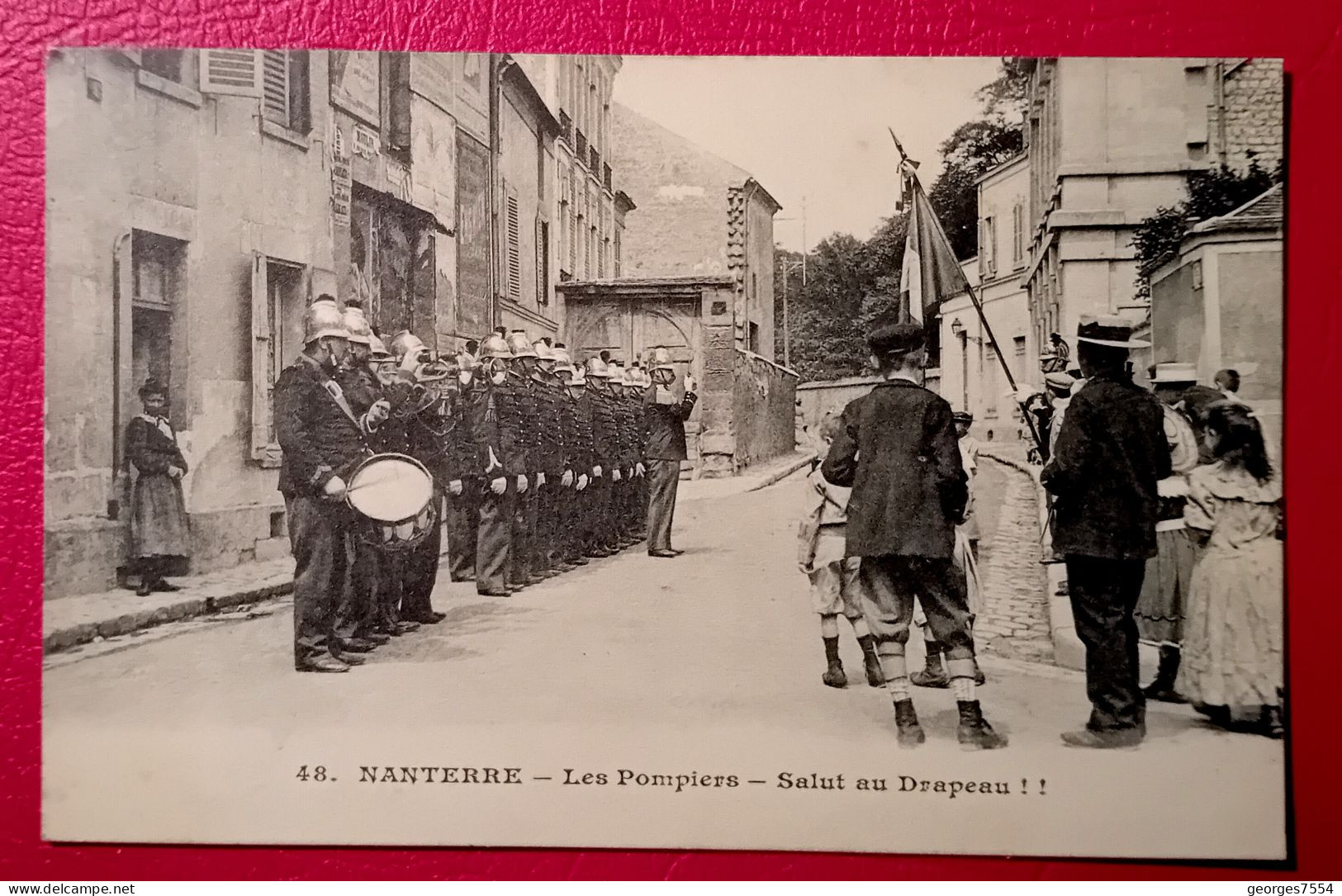 92 - NANTERRE - LES POMPIERS - SALUT AU DRAPEAU - Feuerwehr