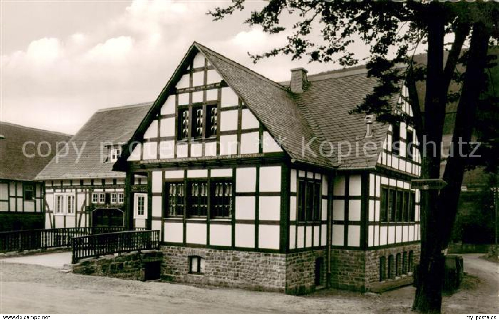 73725885 Grafschaft Schmallenberg Cafe Und Kellerwirtschaft Fachwerkhaus - Schmallenberg