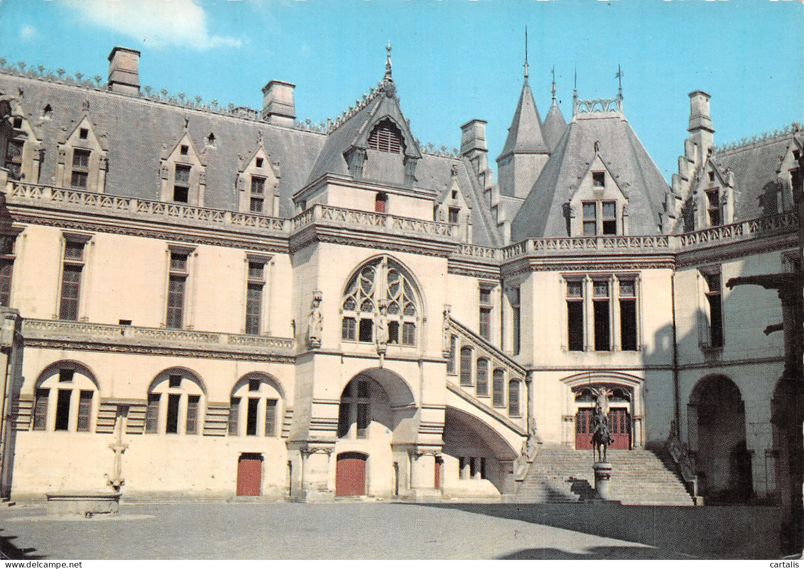 60-PIERREFONDS LE CHATEAU-N° 4427-B/0309 - Pierrefonds