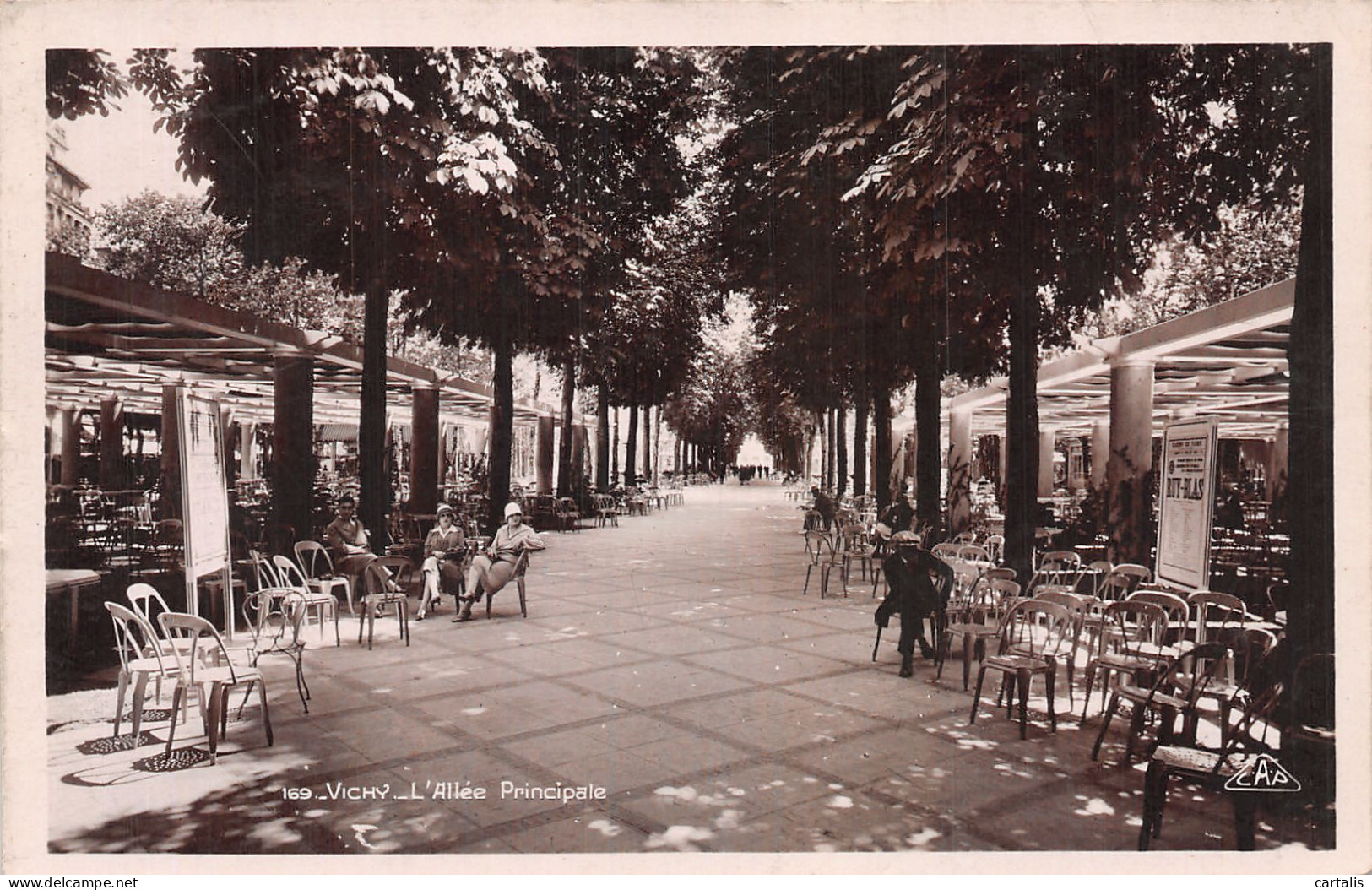 03-VICHY-N° 4428-C/0039 - Vichy