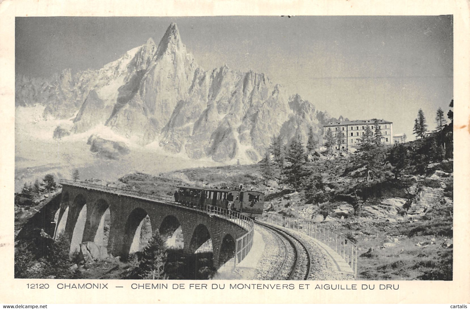 74-CHAMONIX-N° 4428-E/0273 - Chamonix-Mont-Blanc