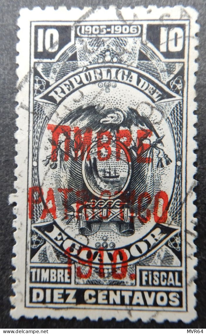 Ecuador 1910 (2) Coat Of Arms Fiscal Stamp Overprinted - Ecuador