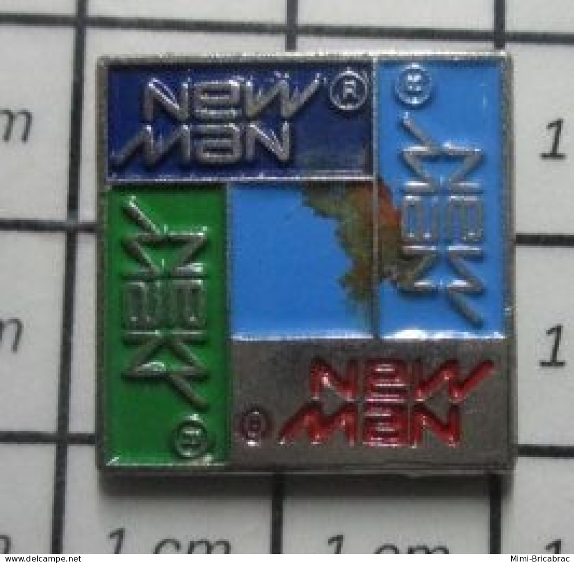 3617 Pin's Pins / Beau Et Rare / MARQUES / PRET A PORTER NEW MAN - Markennamen