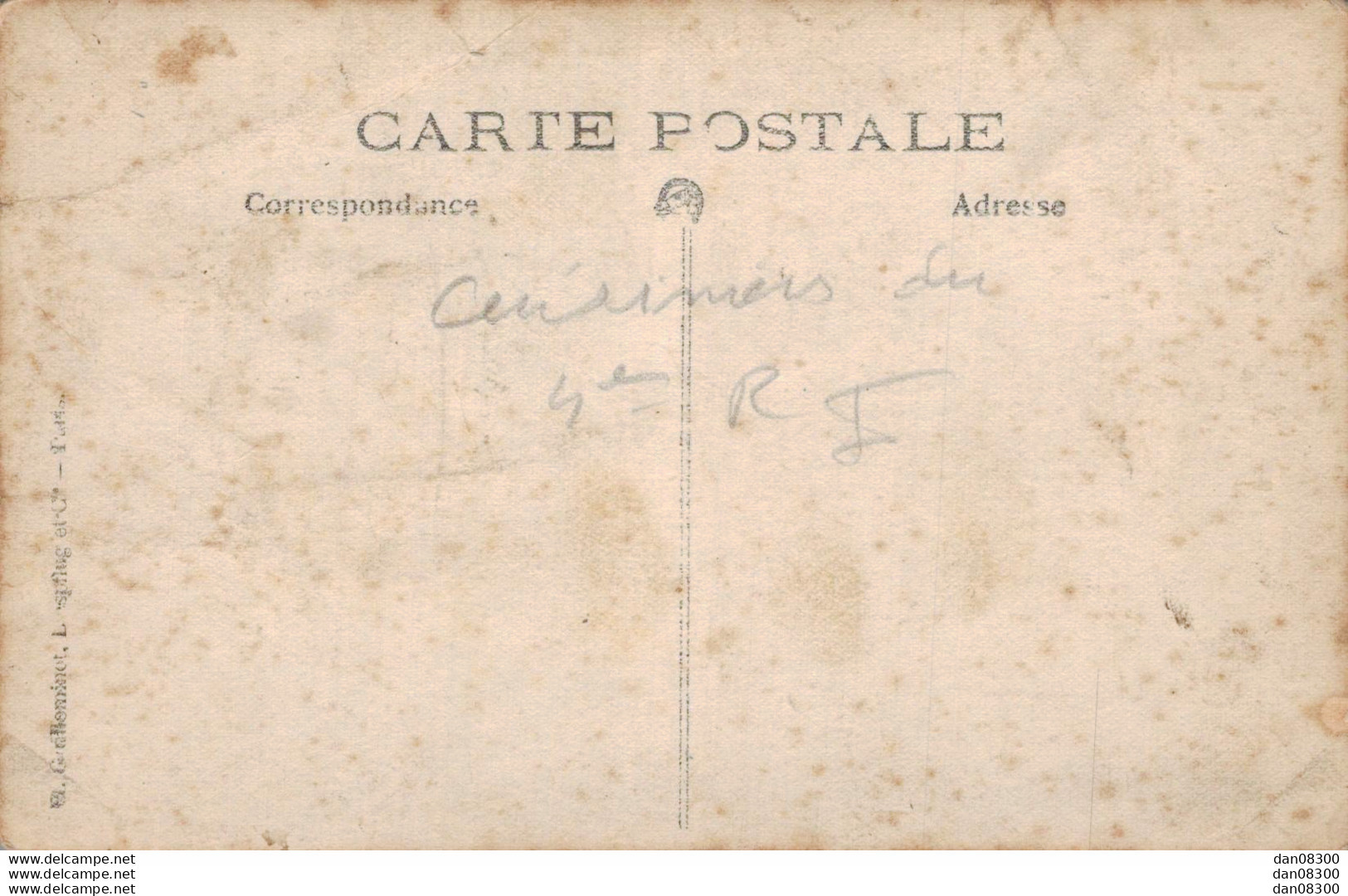 CARTE PHOTO NON IDENTIFIEE REPRESENTANT LES CUISINIERS DU 4eme REGIMENT - Da Identificare