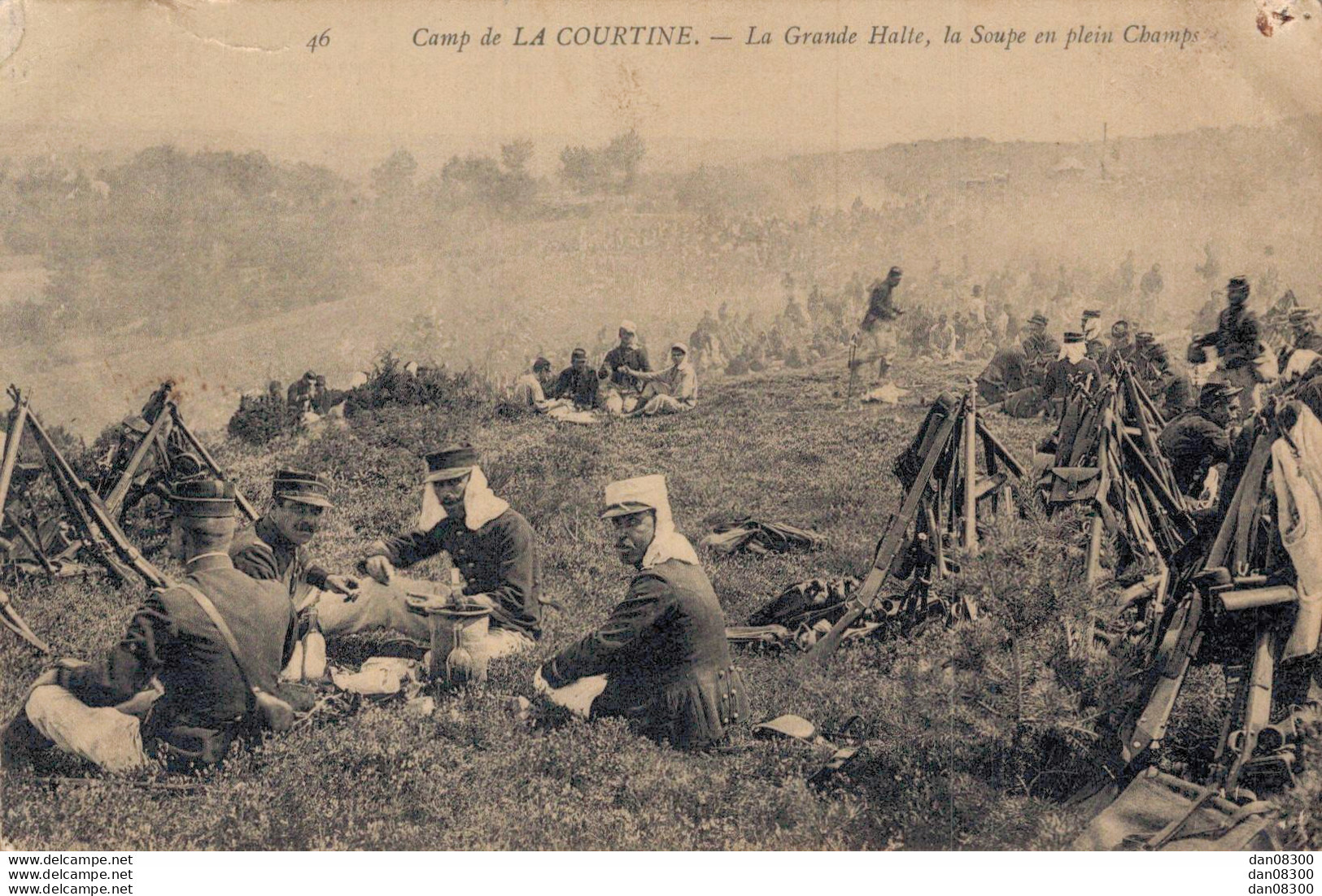 CAMP DE LA COURTINE LA GRANDE HALTE LA SOUPE EN PLEIN CHAMPS - Manovre