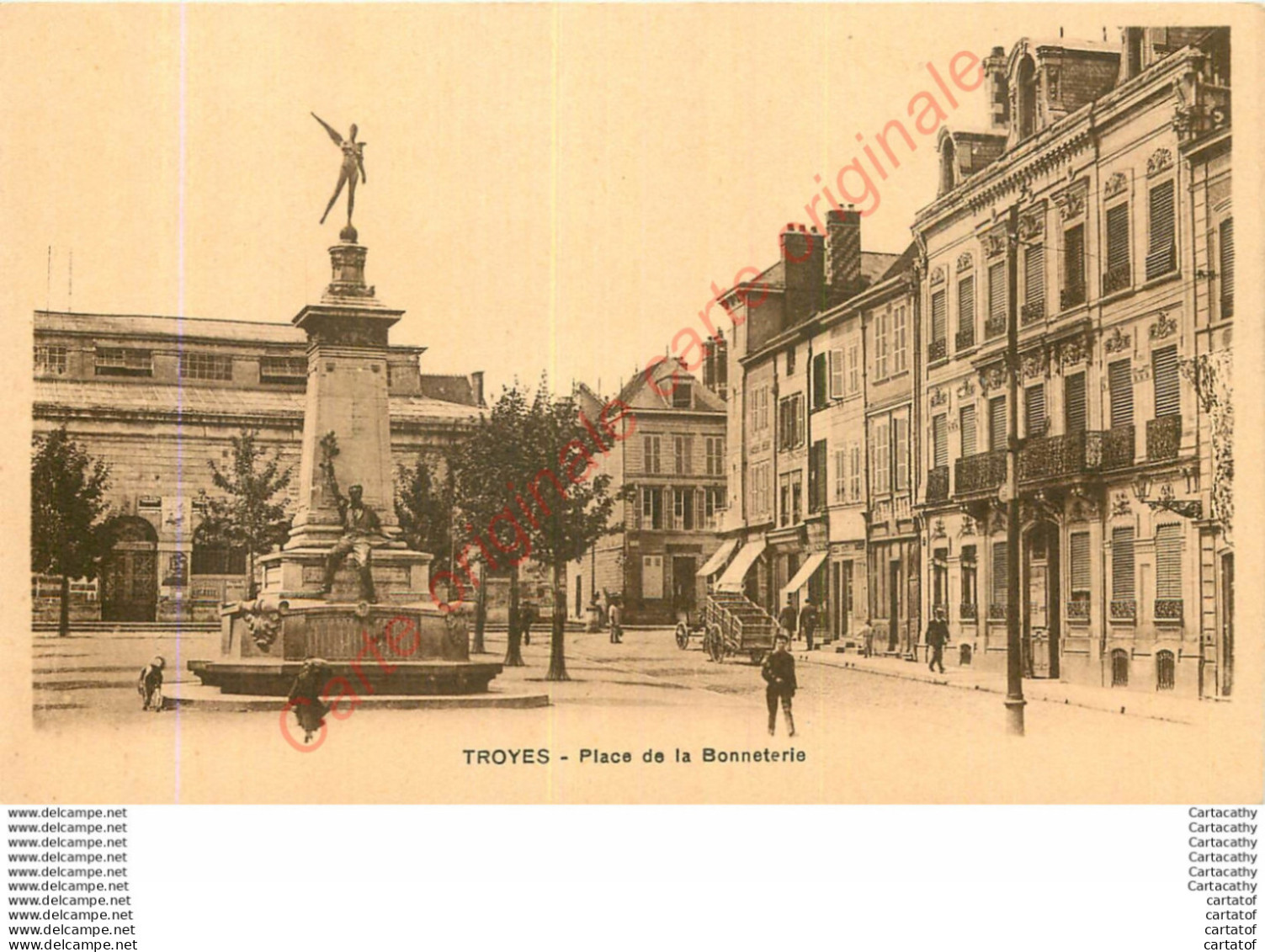 10.  TROYES .  Place De La Bonneterie . - Troyes