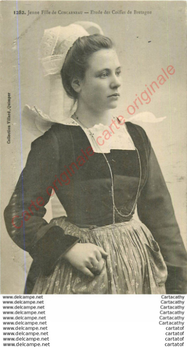 29.  Jeune Fille De CONCARNEAU .  Costumes Bretons . - Concarneau