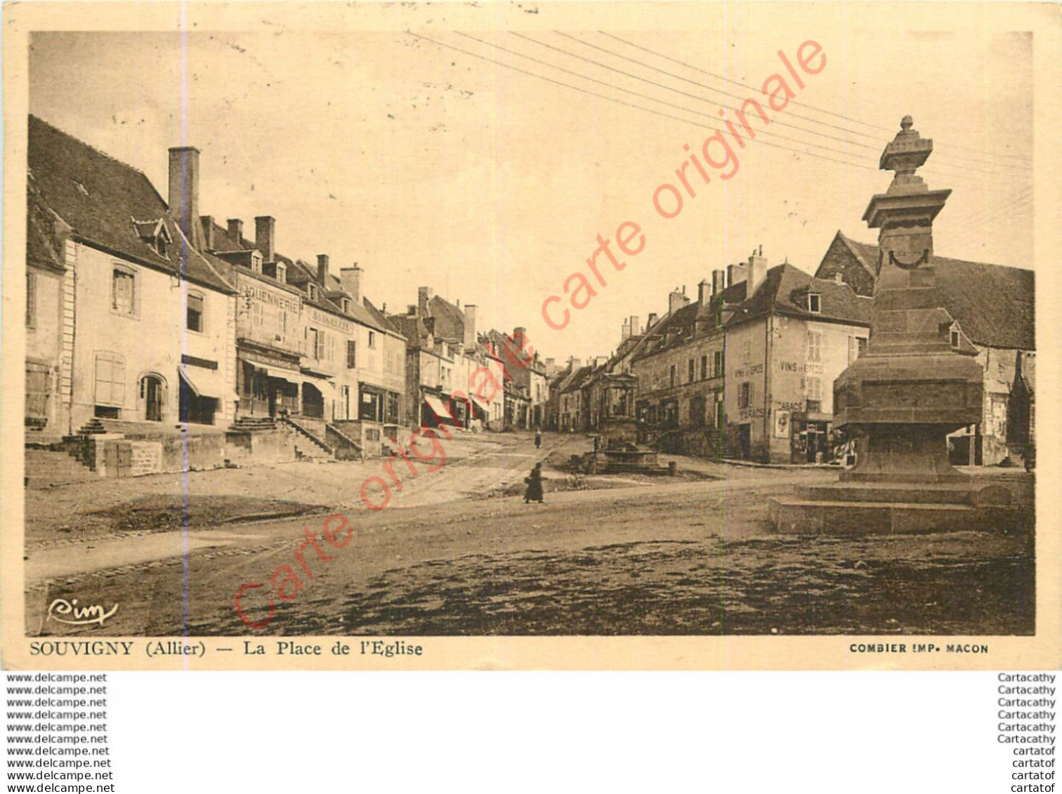 03.  SOUVIGNY .  La Place De L'Eglise . - Autres & Non Classés