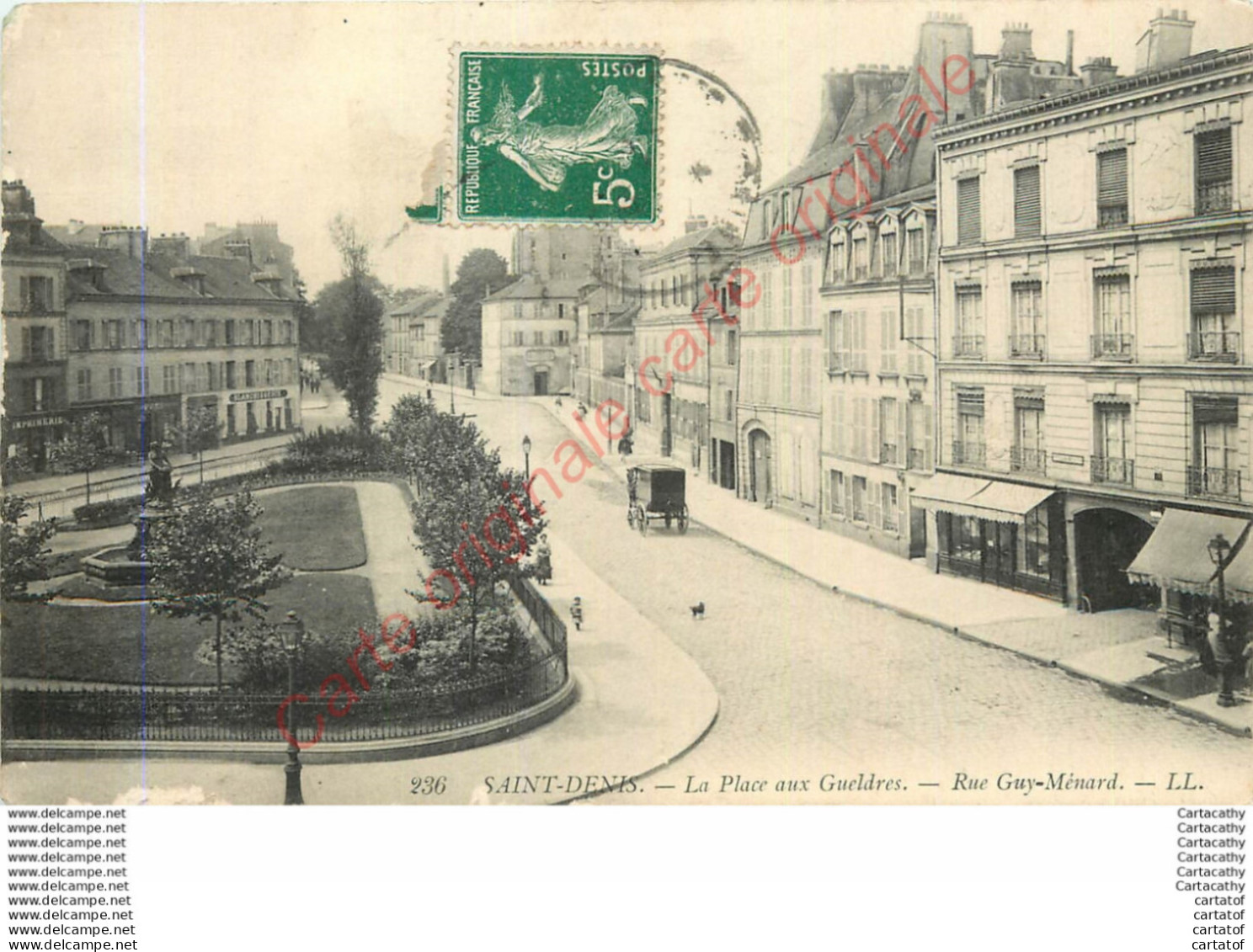 93.  SAINT DENIS .  La Place Aux Gueldres .  Rue Guy Ménard . - Saint Denis