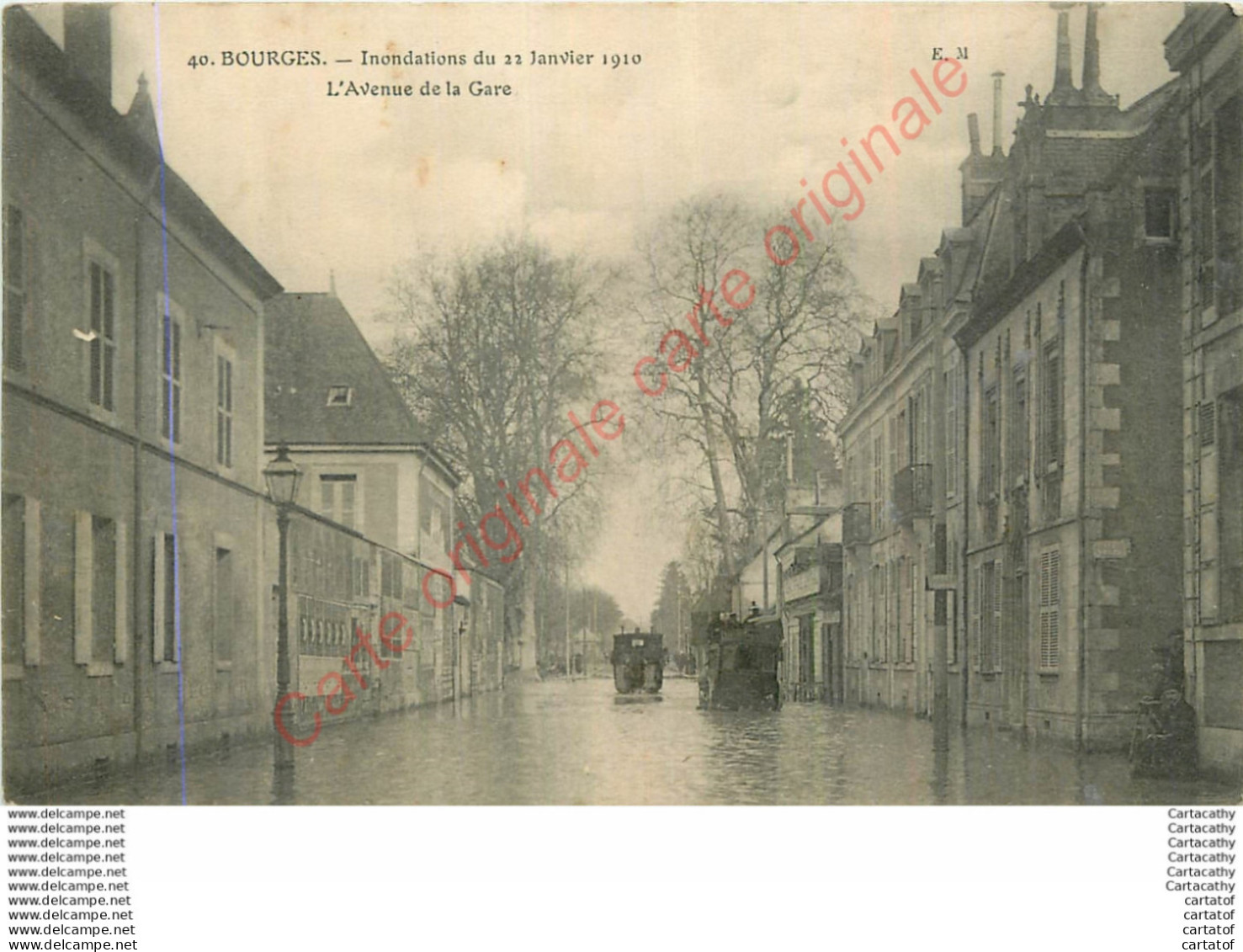18.  BOURGES .  Inondations Du 22 Janvier 1910 .  Avenue De La Gare . - Bourges