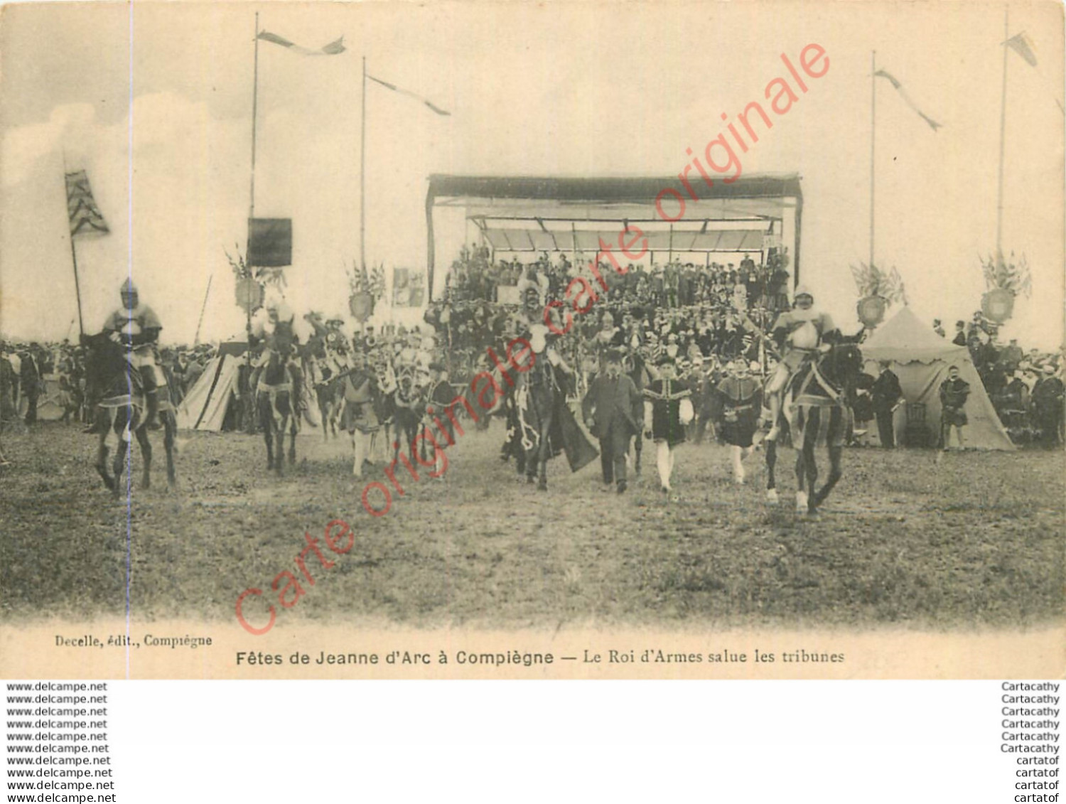 60.  COMPIEGNE . Fêtes De Jeanne D'Arc .  Le Roi D'Armes Salue Les Tribunes . - Compiegne