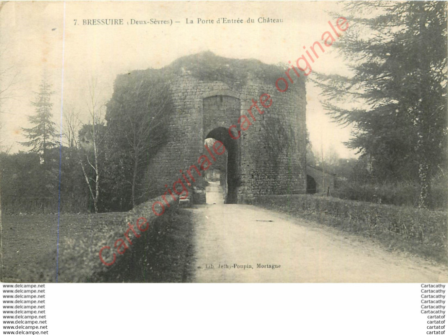 79.  BRESSUIRE .  La Porte D'Entrée Du Château . - Bressuire